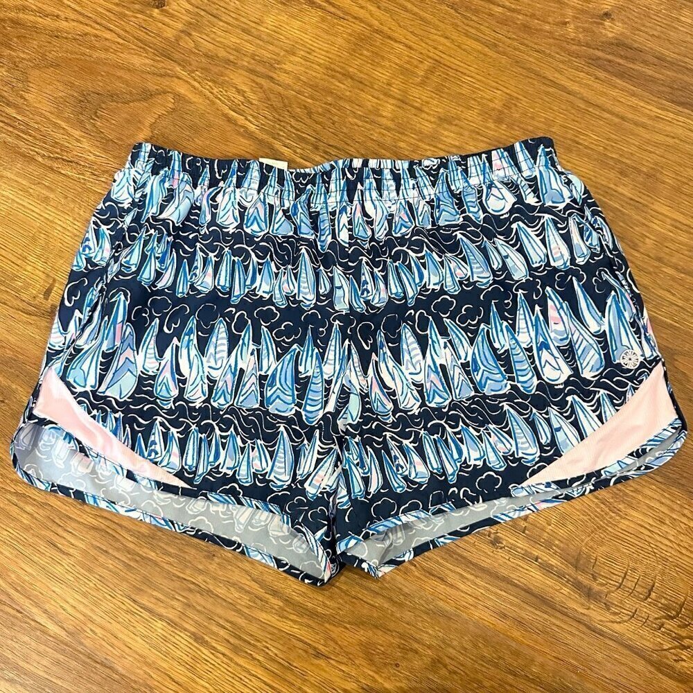 Lilly Pulitzer Luxletic ocean trail shorts M